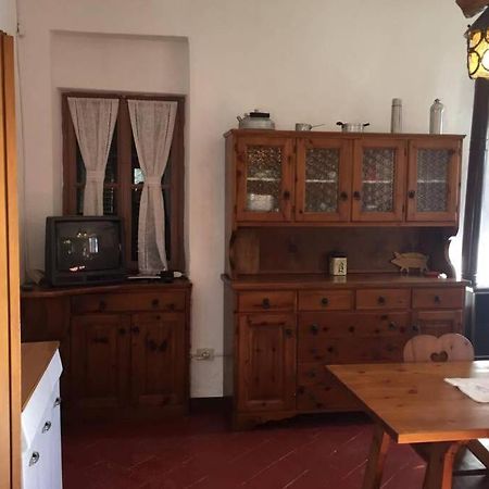 Nel Set Di Piccolo Mondo Antico Villa Viola Valsolda Kültér fotó
