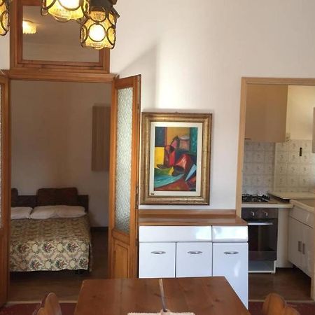 Nel Set Di Piccolo Mondo Antico Villa Viola Valsolda Kültér fotó