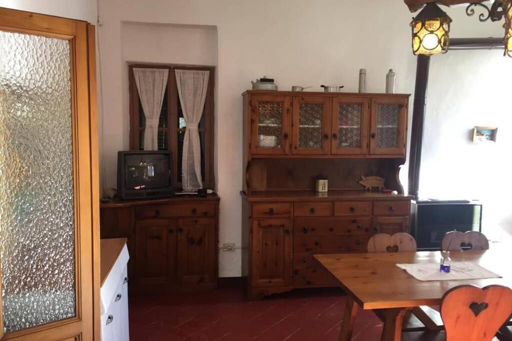 Nel Set Di Piccolo Mondo Antico Villa Viola Valsolda Kültér fotó