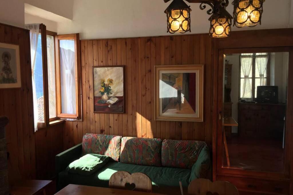 Nel Set Di Piccolo Mondo Antico Villa Viola Valsolda Kültér fotó