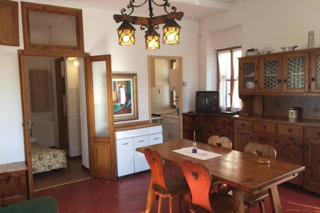 Nel Set Di Piccolo Mondo Antico Villa Viola Valsolda Kültér fotó