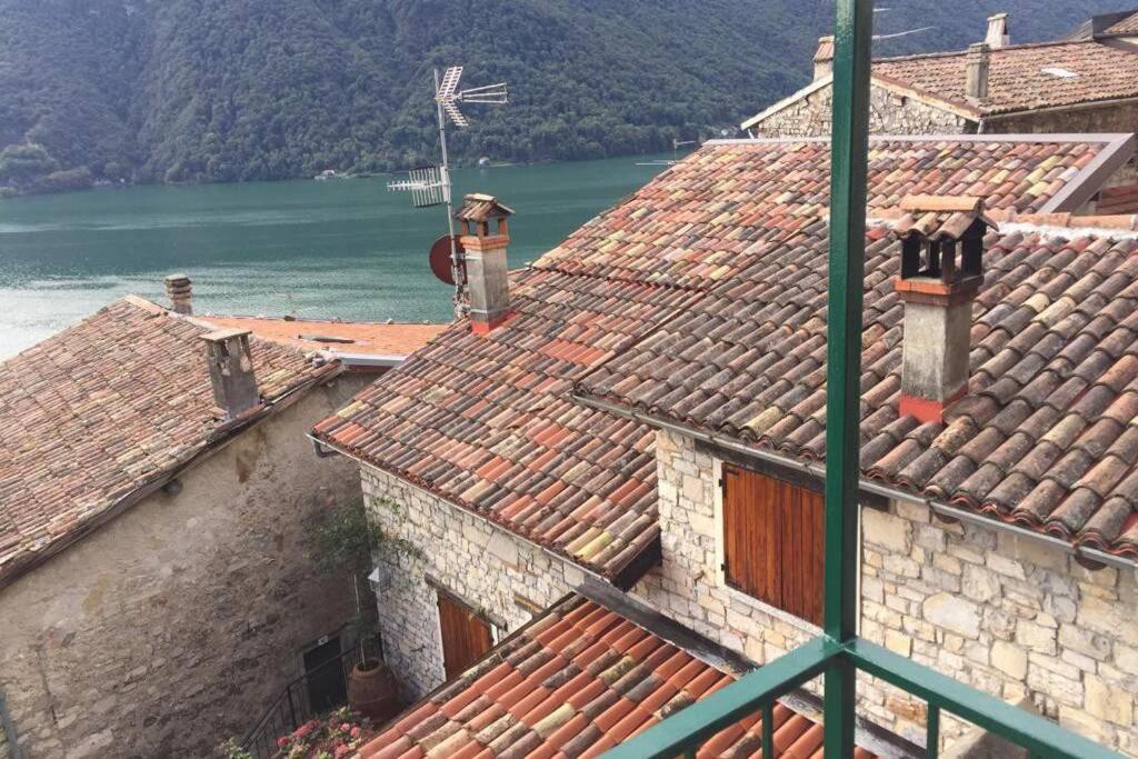Nel Set Di Piccolo Mondo Antico Villa Viola Valsolda Kültér fotó