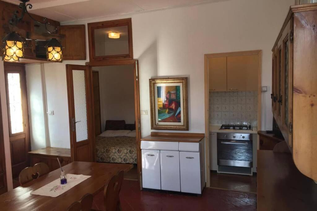 Nel Set Di Piccolo Mondo Antico Villa Viola Valsolda Kültér fotó