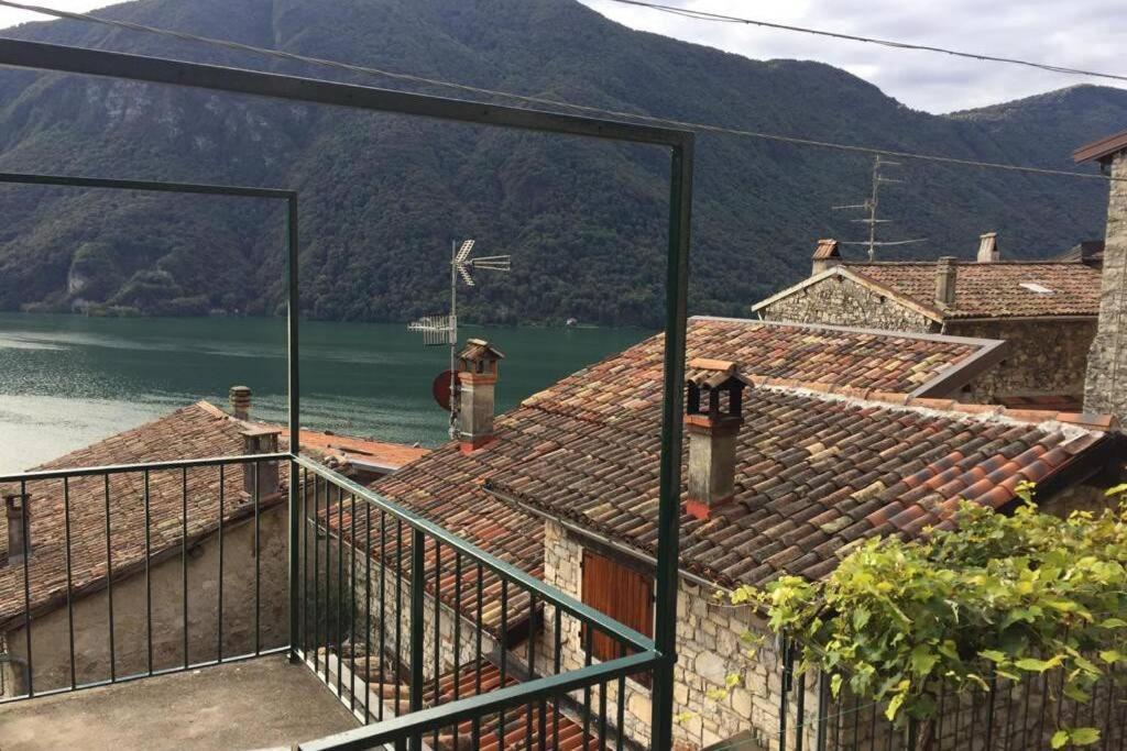 Nel Set Di Piccolo Mondo Antico Villa Viola Valsolda Kültér fotó